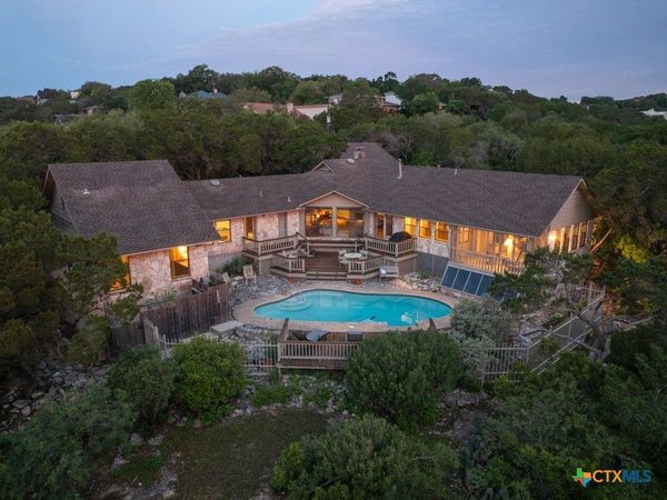 1 Wildwood Trail , New Braunfels, TX 78130