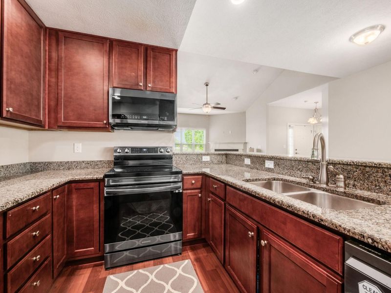6816 Kinsale Lane, Powell, OH 43065 Photo 16