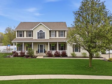 895 Williamsburg Court, Ashland, OH 44805