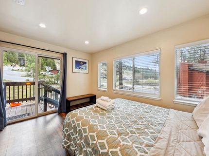 3861 Saddle Road, Unit 10, South Lake Tahoe, CA 96150 Photo