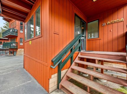 3861 Saddle Road, Unit 10, South Lake Tahoe, CA 96150 Photo