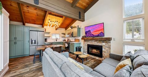 3861 Saddle Road, Unit 10, South Lake Tahoe, CA 96150 Photo
