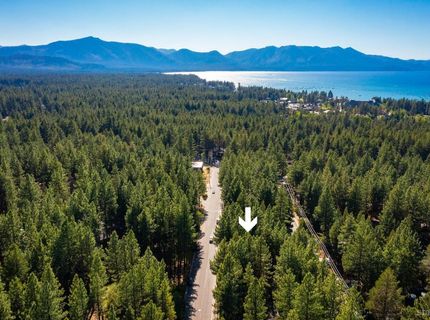 3856 Larch Avenue, South Lake Tahoe, CA 96150 Photo