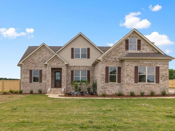 228 Carron Ln, Tuscumbia, AL 35674