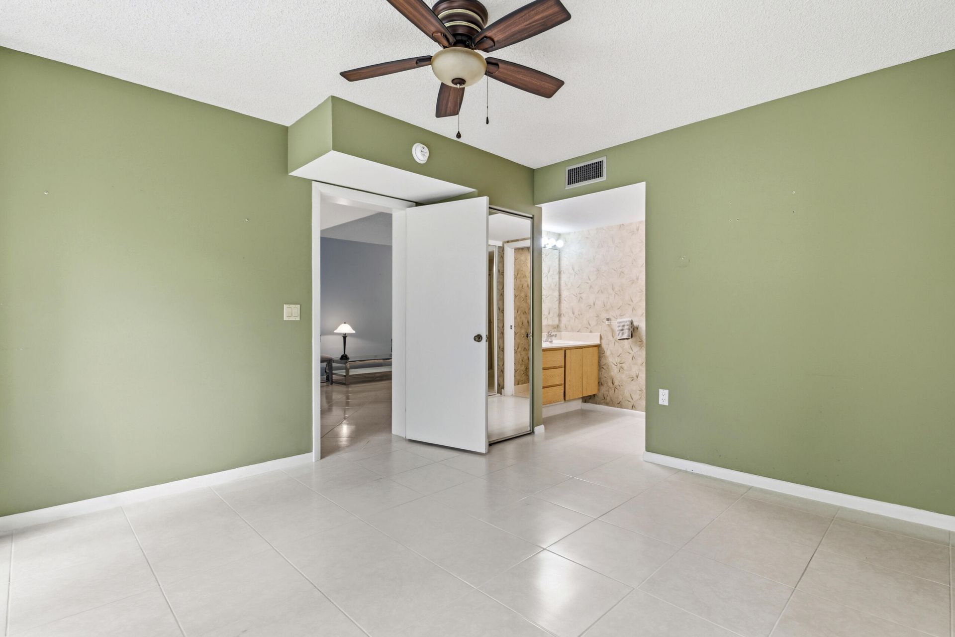 6145 Balboa Circle, Unit 103, Boca Raton, FL 33433 Photo