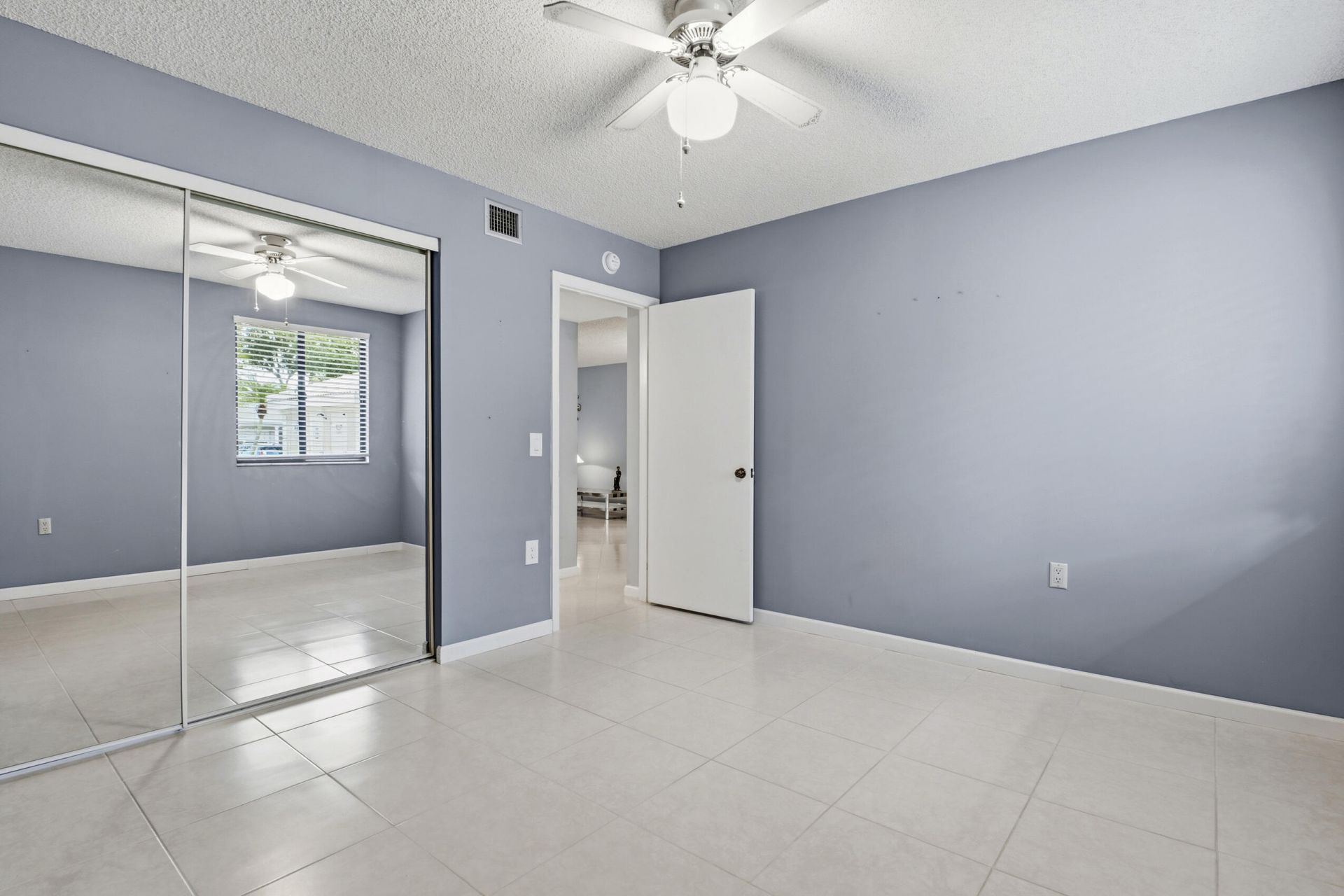 6145 Balboa Circle, Unit 103, Boca Raton, FL 33433 Photo