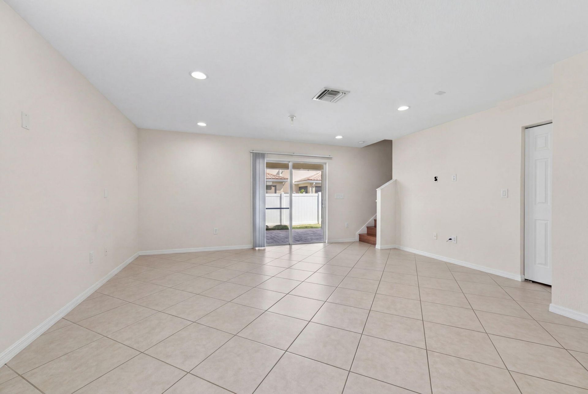 5951 Manchester Way, Tamarac, FL 33321 Photo