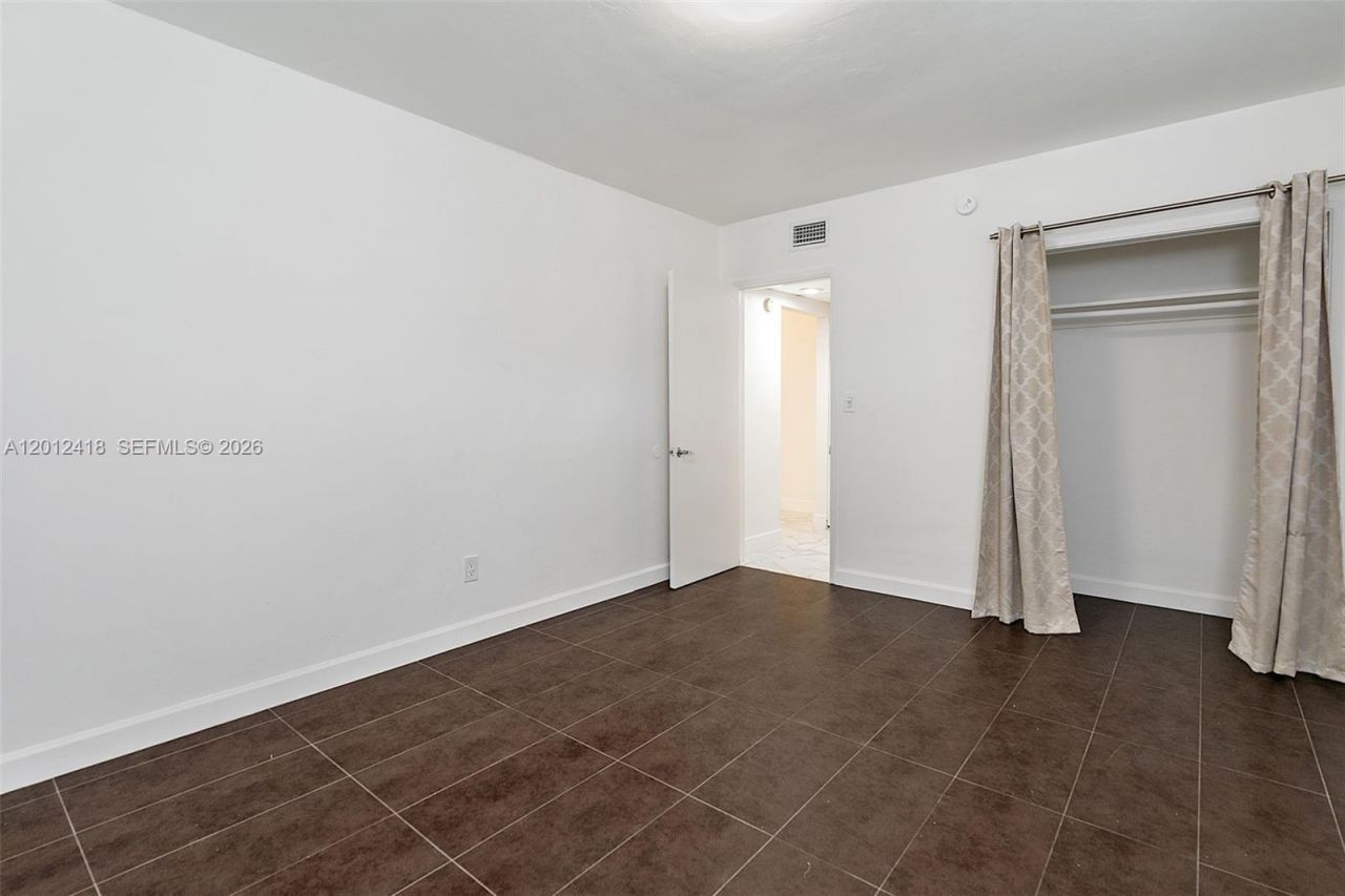 645 NE 77th St , Unit 2, Miami, FL 33138 Photo
