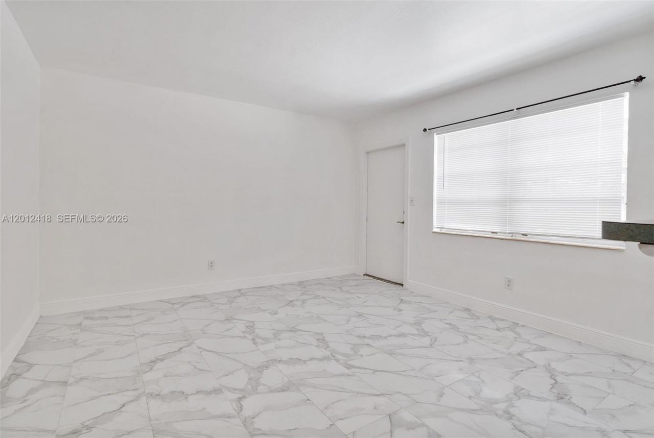 645 NE 77th St , Unit 2, Miami, FL 33138 Photo