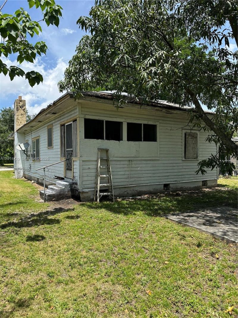 3566 Thomas Ave, Miami, FL 33133 Photo