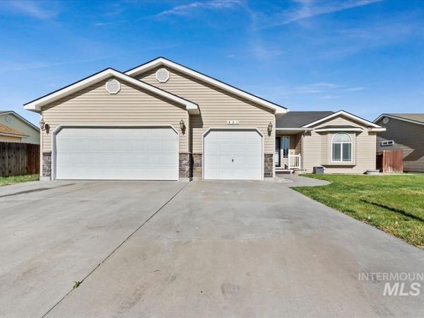 431 Mallard Ave, Mountain Home, ID 83647