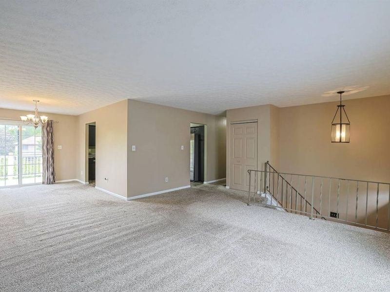 321 Allanhurst Avenue, Vandalia, OH 45377 Photo 6