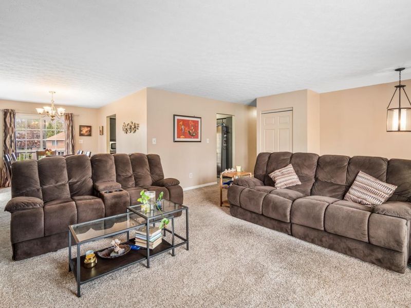 321 Allanhurst Avenue, Vandalia, OH 45377 Photo 7
