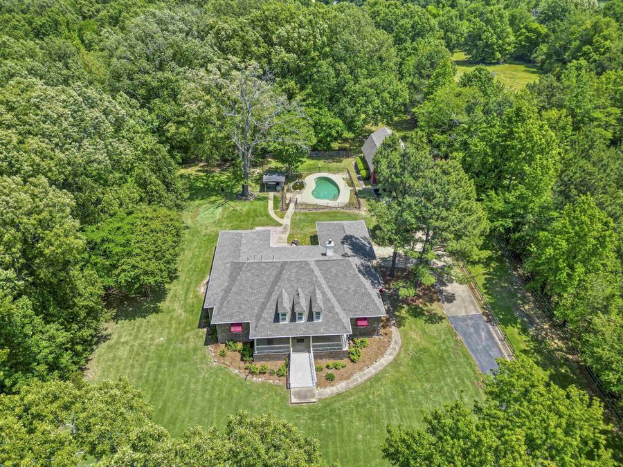 Property Image 4