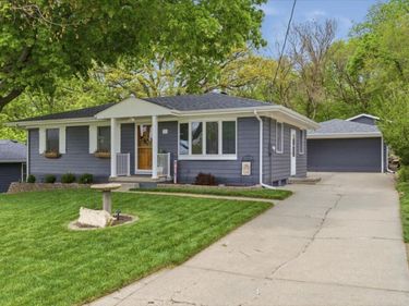 20 SPENCER Circle, COUNCIL BLUFFS, IA 51503