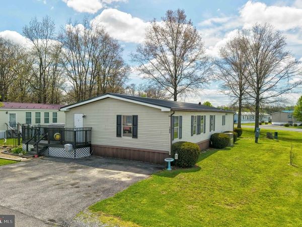 185 CONODOGUINET MOBILE ESTATE, NEWVILLE, PA 17241
