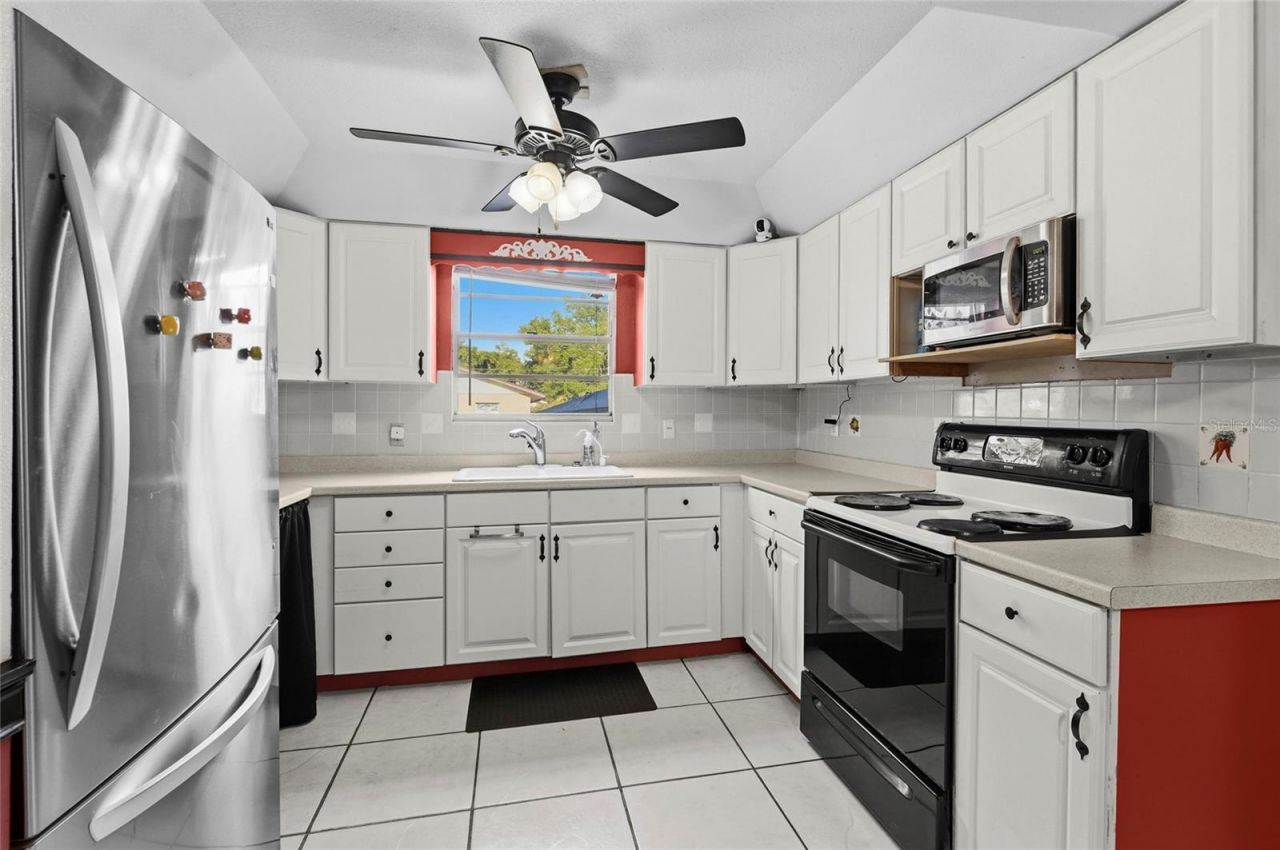 219 39th Street E, Palmetto, FL 34221 Photo
