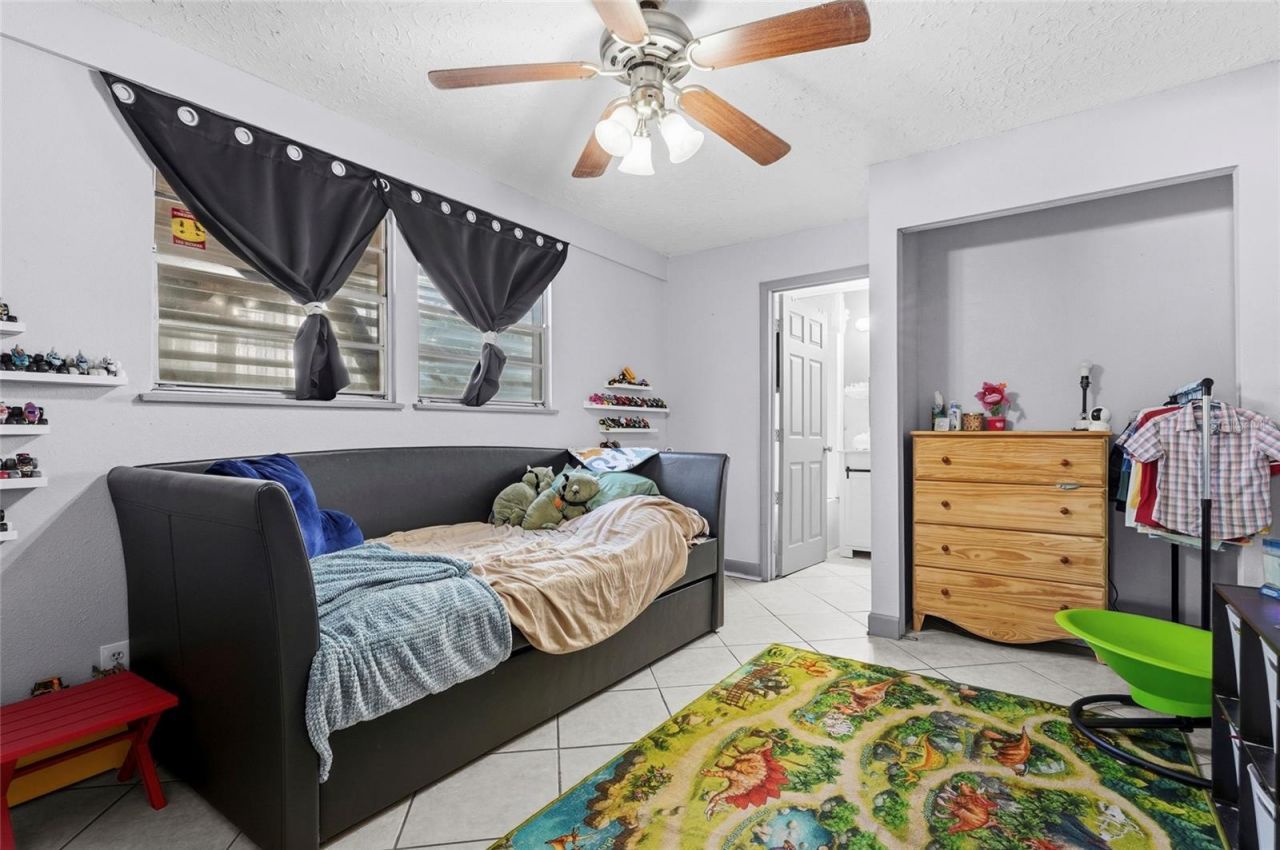 219 39th Street E, Palmetto, FL 34221 Photo