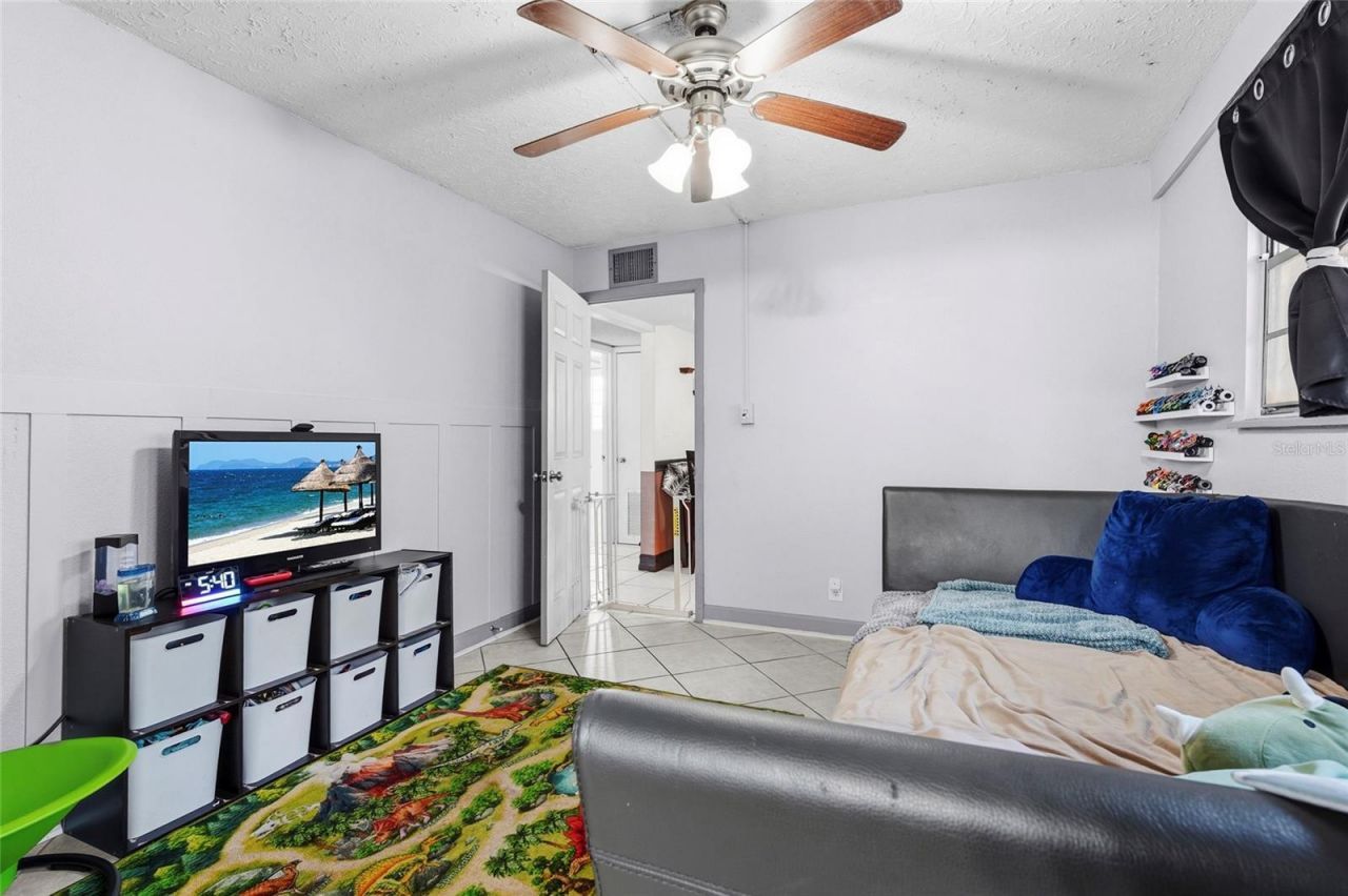 219 39th Street E, Palmetto, FL 34221 Photo