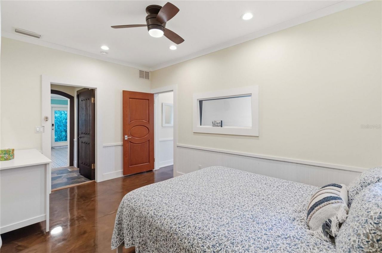 207 Esther Street , New Smyrna Beach, FL 32169 Photo