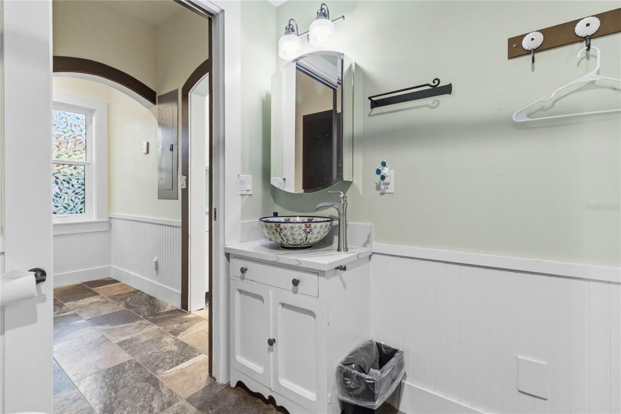 207 Esther Street , New Smyrna Beach, FL 32169 Photo