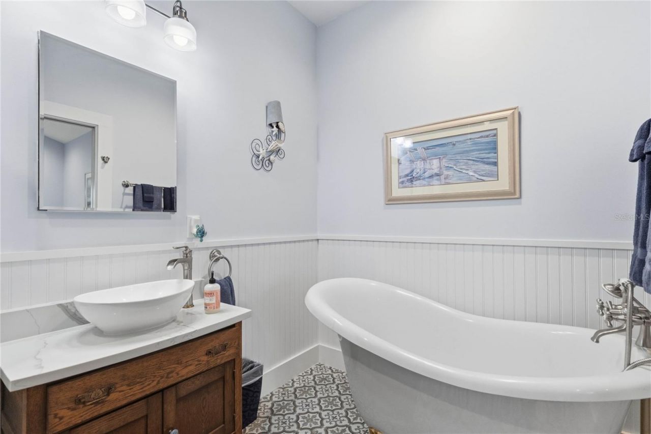 207 Esther Street , New Smyrna Beach, FL 32169 Photo