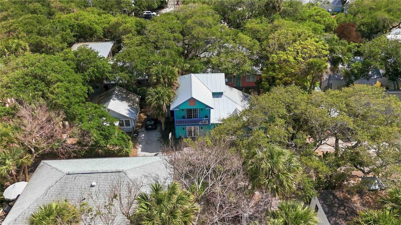 207 Esther Street , New Smyrna Beach, FL 32169 Photo
