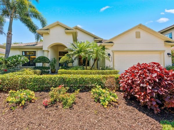 10220 BLOSSOM TRAIL, SEMINOLE, FL 33772
