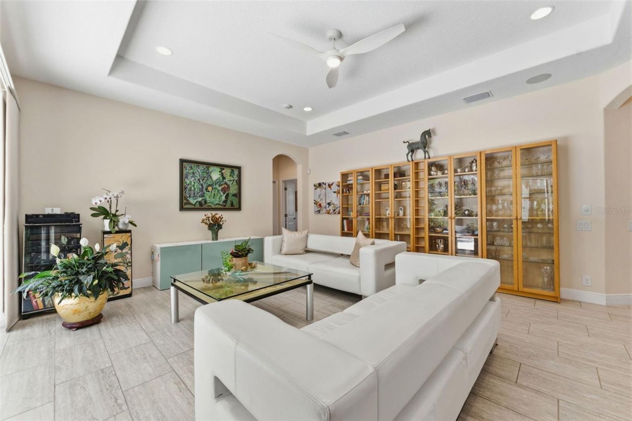 10220 Blossom Trail, Seminole, FL 33772 Photo