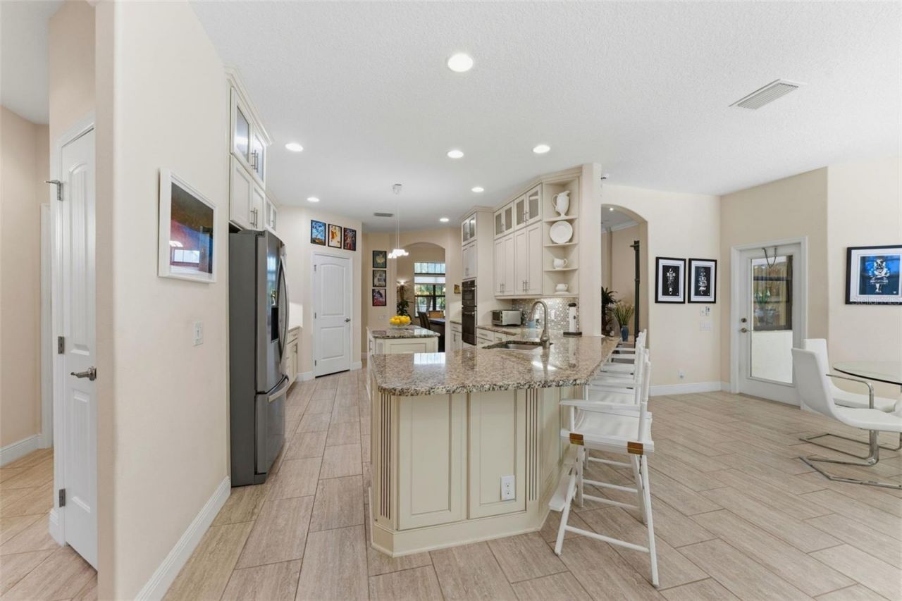 10220 Blossom Trail, Seminole, FL 33772 Photo