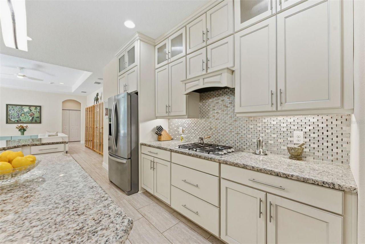 10220 Blossom Trail, Seminole, FL 33772 Photo