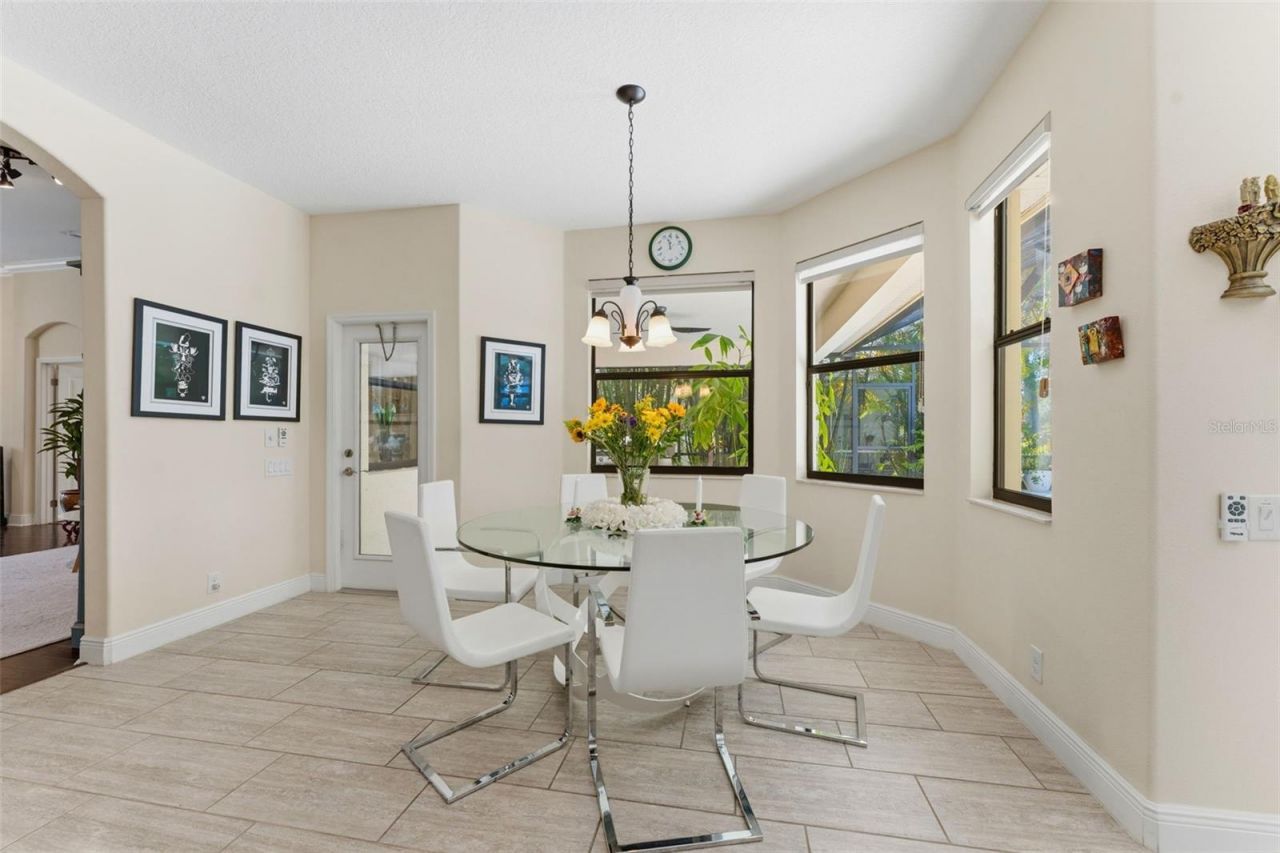 10220 Blossom Trail, Seminole, FL 33772 Photo