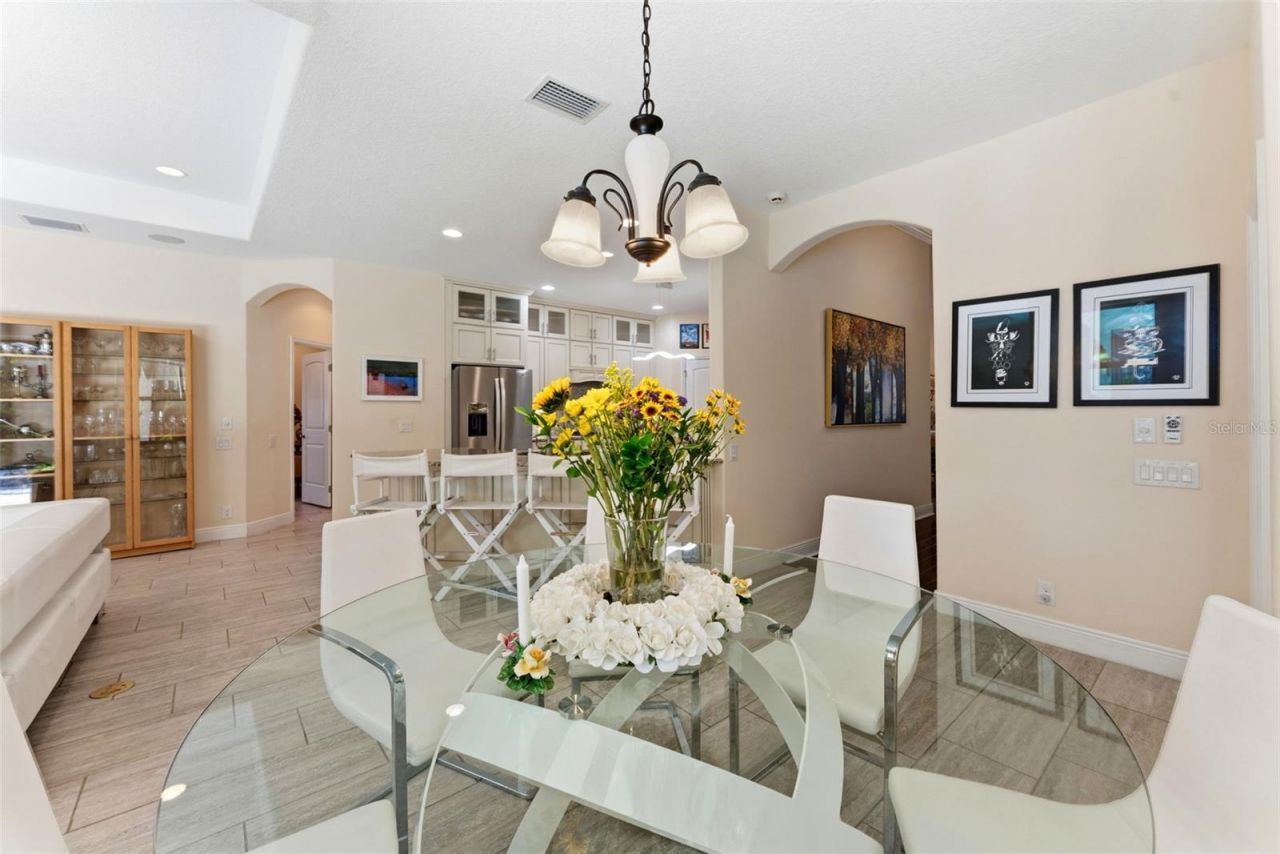 10220 Blossom Trail, Seminole, FL 33772 Photo