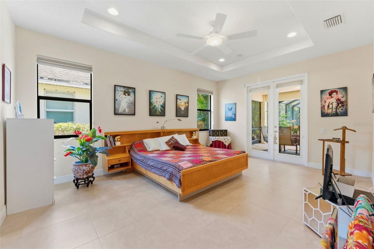 10220 Blossom Trail, Seminole, FL 33772 Photo
