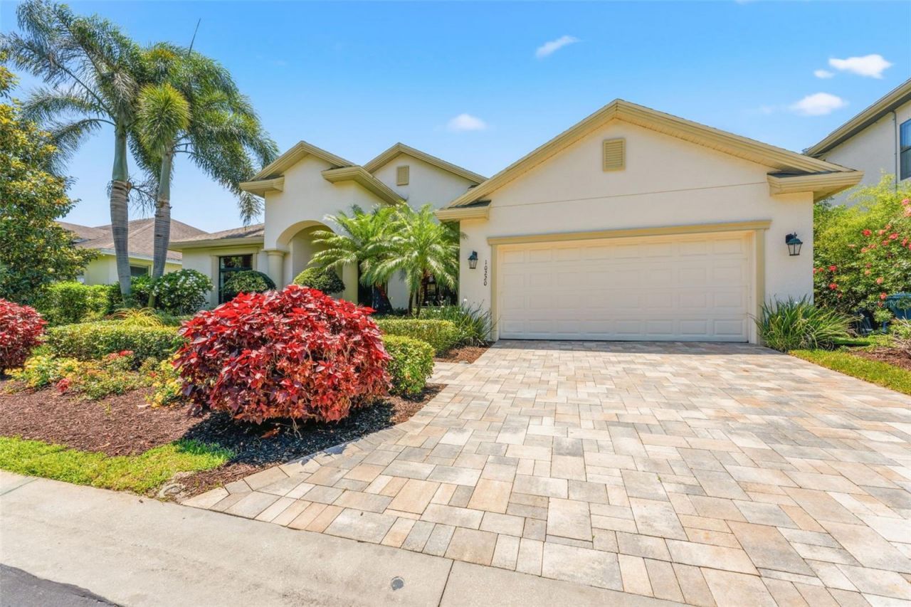 10220 Blossom Trail, Seminole, FL 33772 Photo