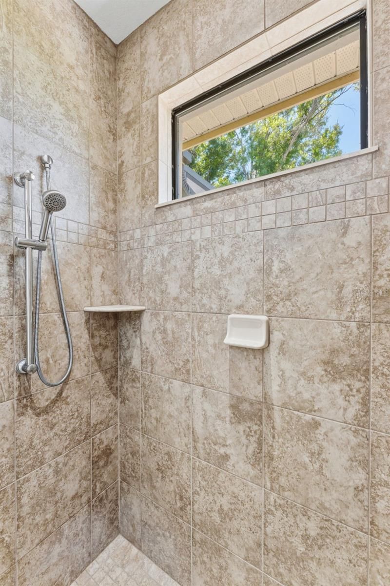 10220 Blossom Trail, Seminole, FL 33772 Photo