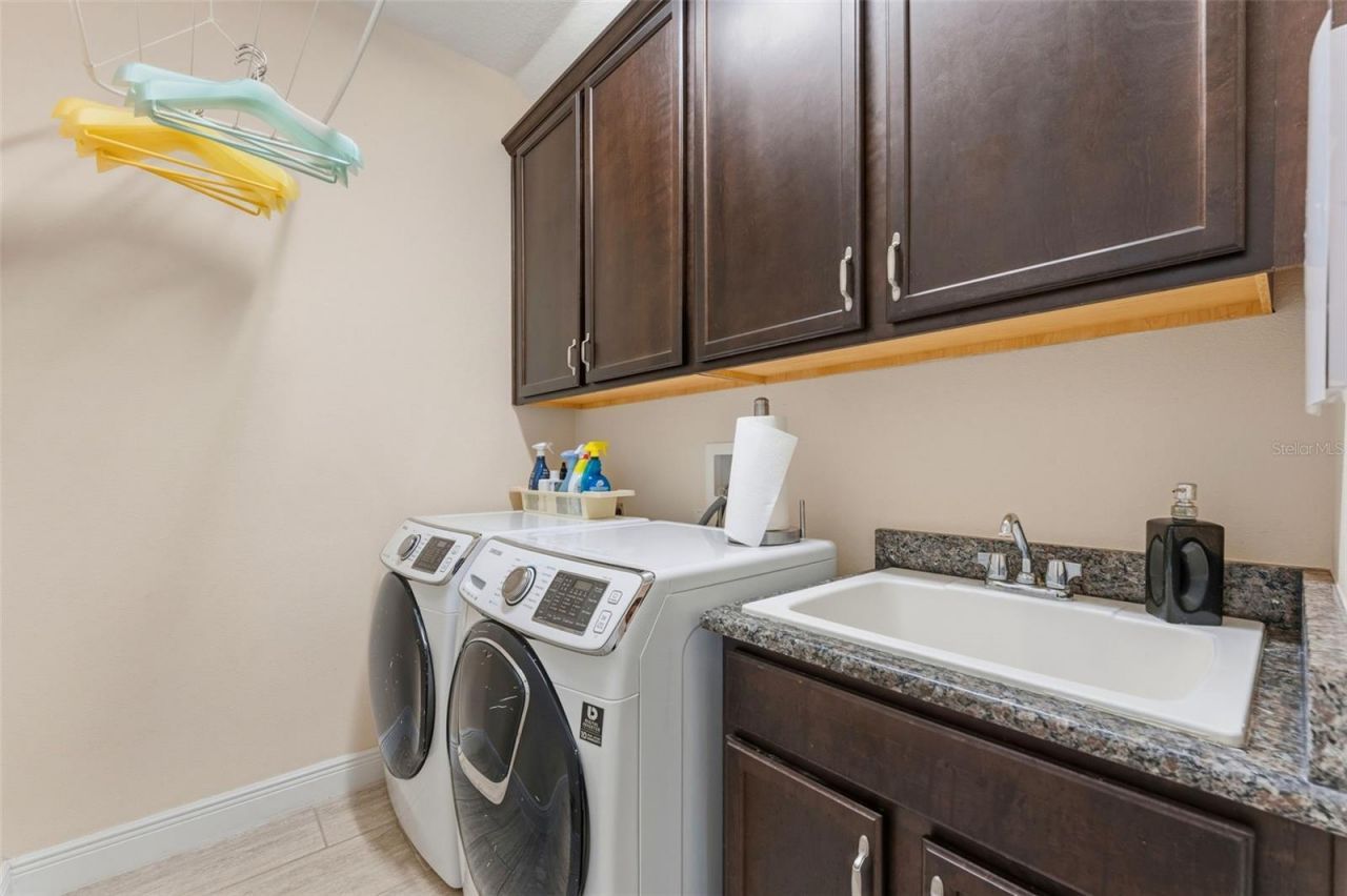10220 Blossom Trail, Seminole, FL 33772 Photo