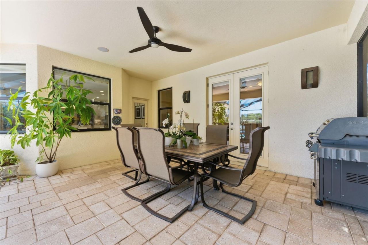 10220 Blossom Trail, Seminole, FL 33772 Photo
