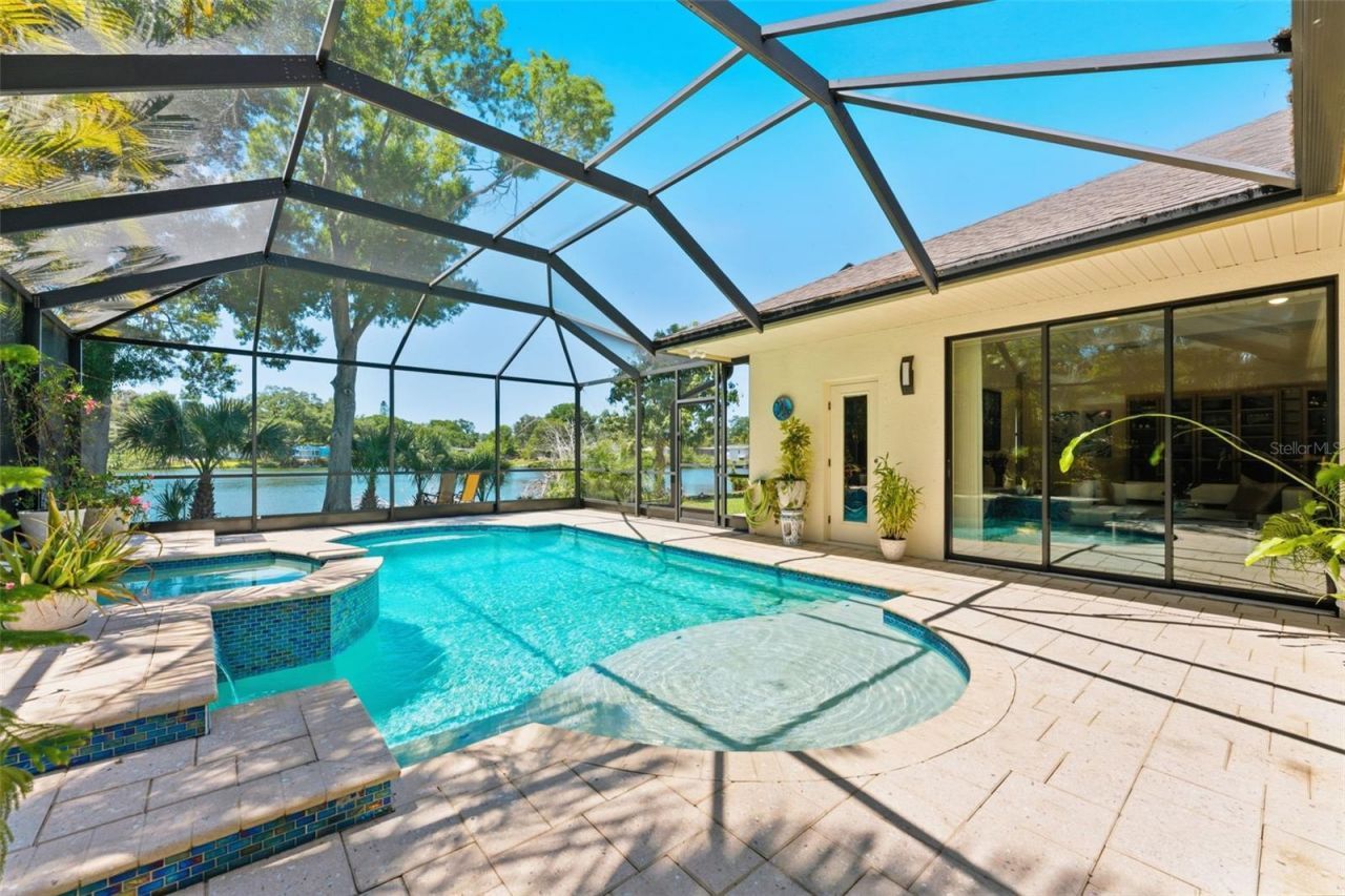 10220 Blossom Trail, Seminole, FL 33772 Photo