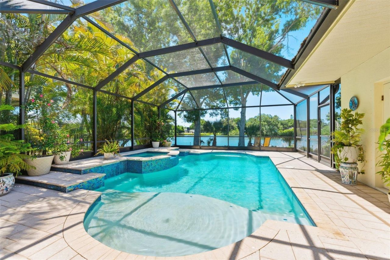 10220 Blossom Trail, Seminole, FL 33772 Photo