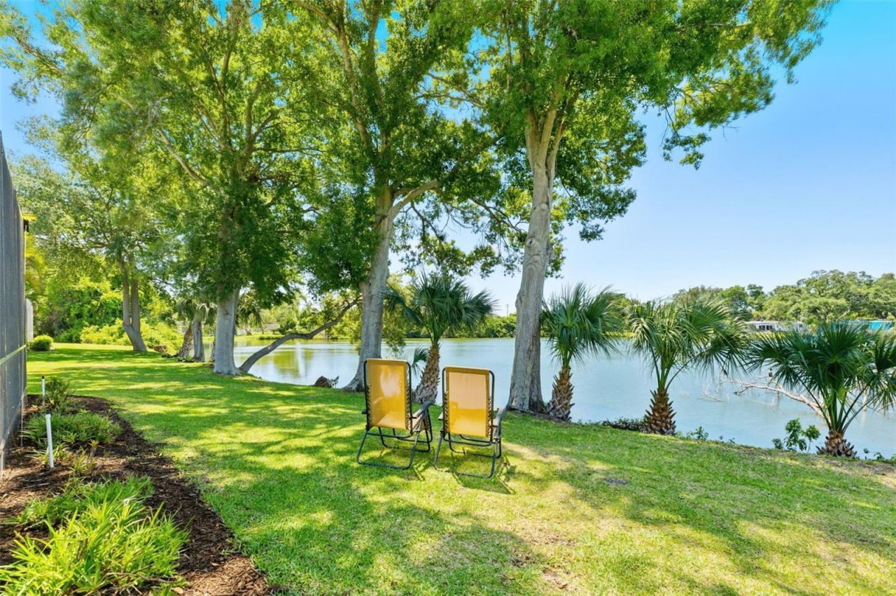 10220 Blossom Trail, Seminole, FL 33772 Photo