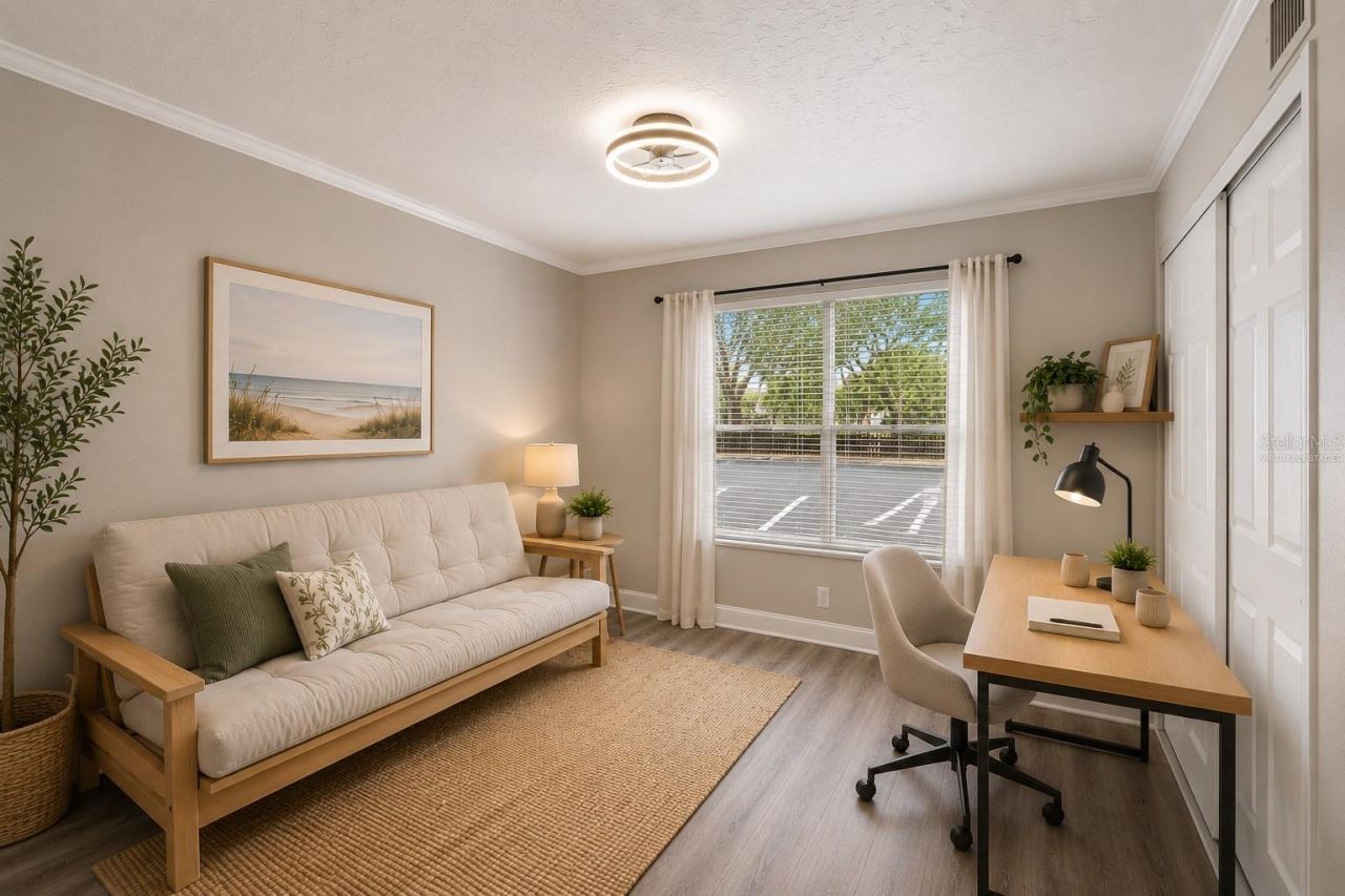 2717 Hidden Lake Boulevard, Unit B, Sarasota, FL 34237 Photo