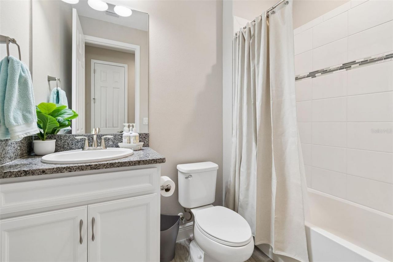 14622 Red Castle Avenue, Lithia, FL 33547 Photo