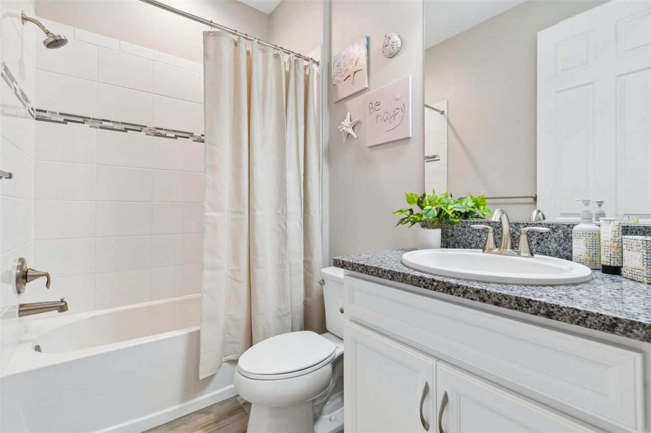 14622 Red Castle Avenue, Lithia, FL 33547 Photo