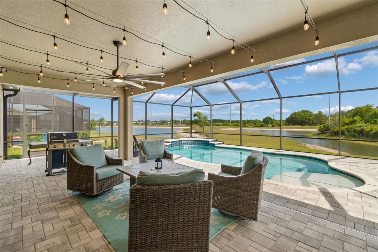 14622 Red Castle Avenue, Lithia, FL 33547 Photo