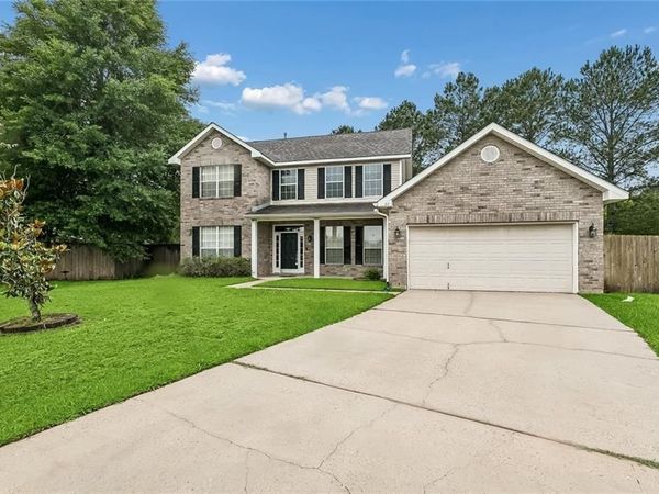 221 SPUR Court , Covington, LA 70435
