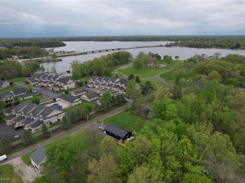 Milton Ave Avenue, Lake Milton, OH 44429 Photo 6
