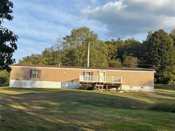 207 Corvi Street , Bolivar, PA 15923