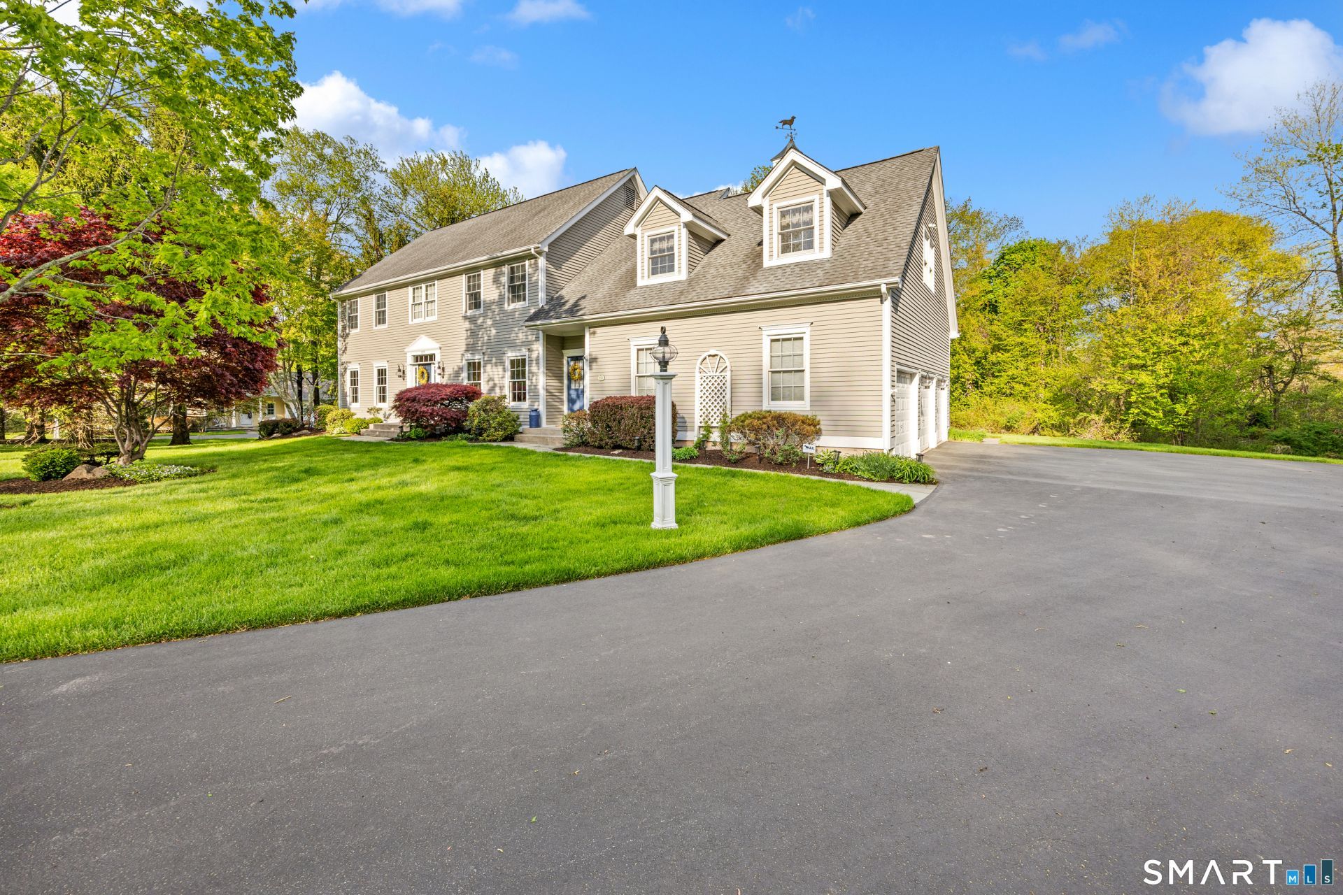 699 Andrea, Cheshire, CT 06410 Main Photo