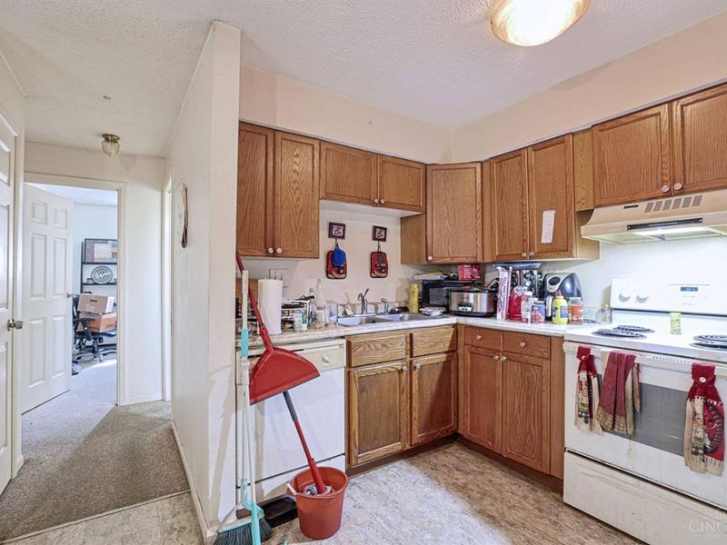 5476 Camelot Drive, Unit 39, Fairfield, OH 45014 Photo 9